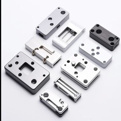 Spezielle Präzisions-Brass-CNC-Bearbeitung Dienstleistungen Fräsen Drehen von Metall Aluminium Edelstahl Metall-CNC-Teile